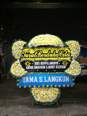 Papan Bunga Duka di Nogi