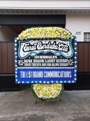 Papan Bunga Duka di Nogi
